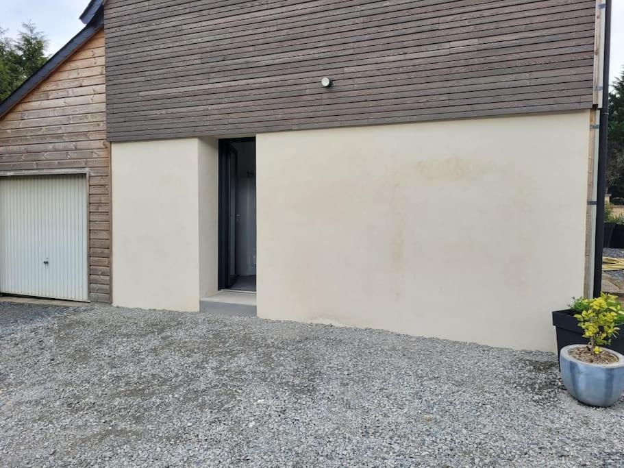 Appartement Proche Circuit Changé エクステリア 写真